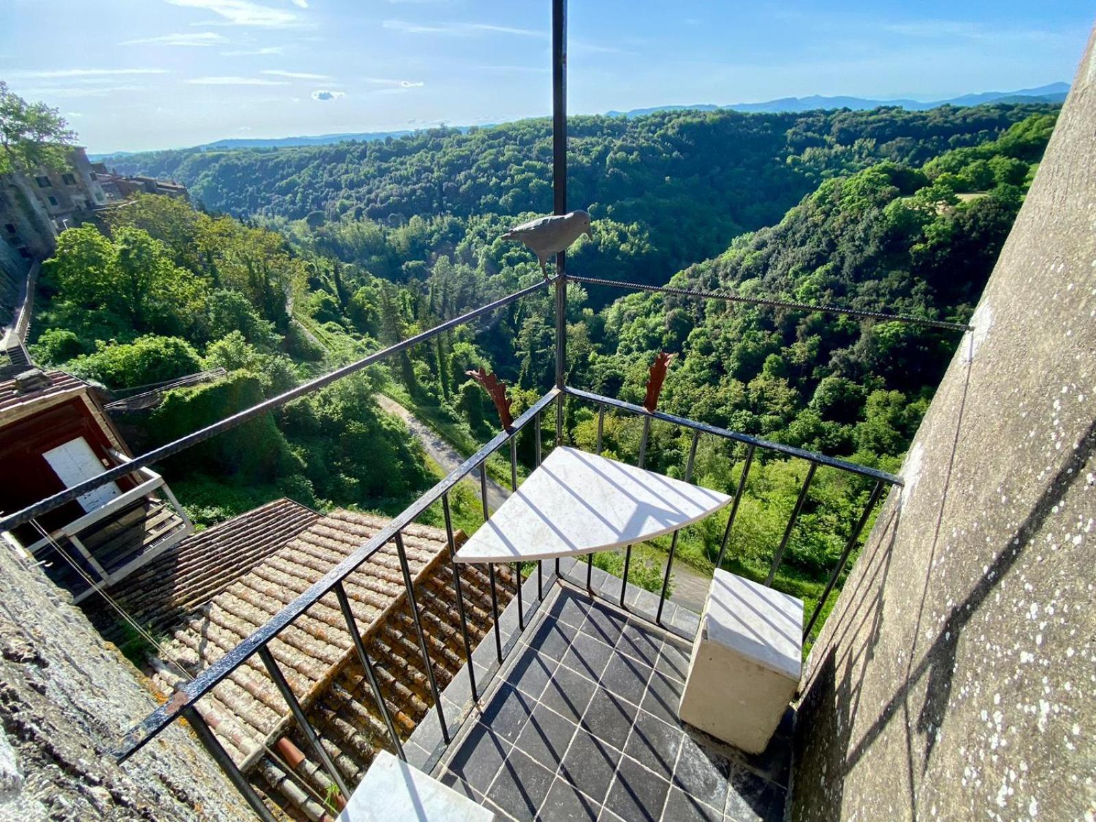 La Sorpresa Sul Bastione With Panoramic Balcony Pitigliano Exterior foto